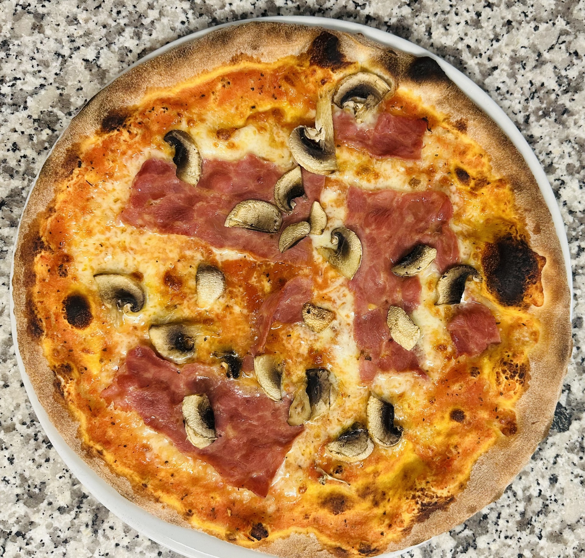 Prosciutto Funghi